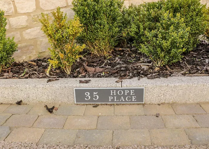 35 Hope Place Bath